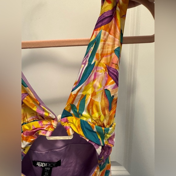 SOLD✨NWOT BEACH RIOT ONE PIECE SWIMSUIT - Picture 6 of 9